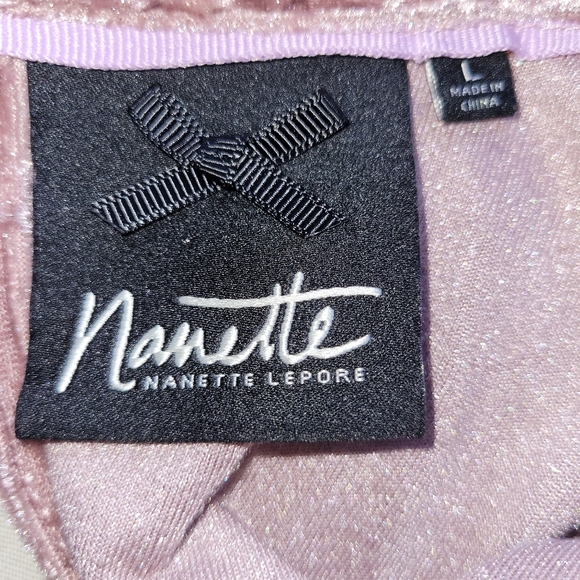 Nanette Lepore Crushed Velvet Choker Neck Top, VGUC, Size L - Picture 6 of 7